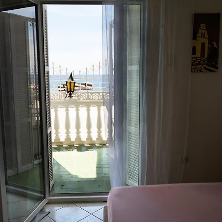 Beachfront Family Escape * Nea Kallikrateia