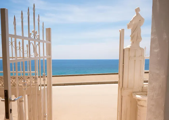 Beachfront Family Escape Apartamento *